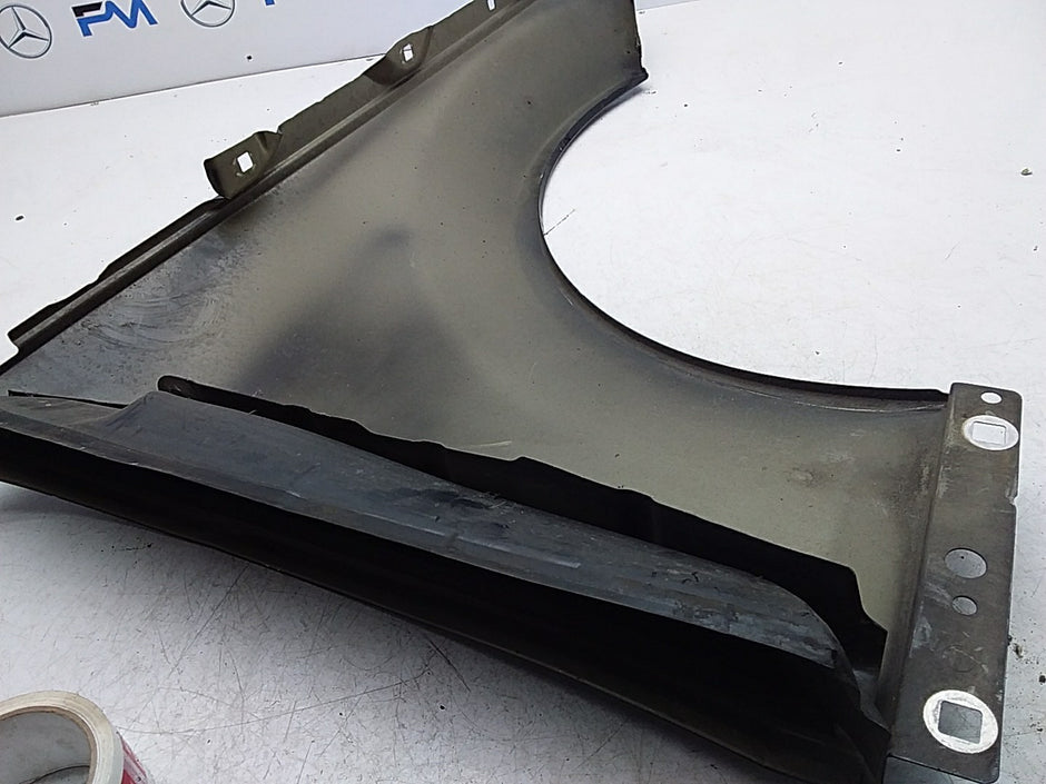 MERCEDES  C-CLASS W204 NS LEFT DRIVER SIDE WINGS 2008 FMW10