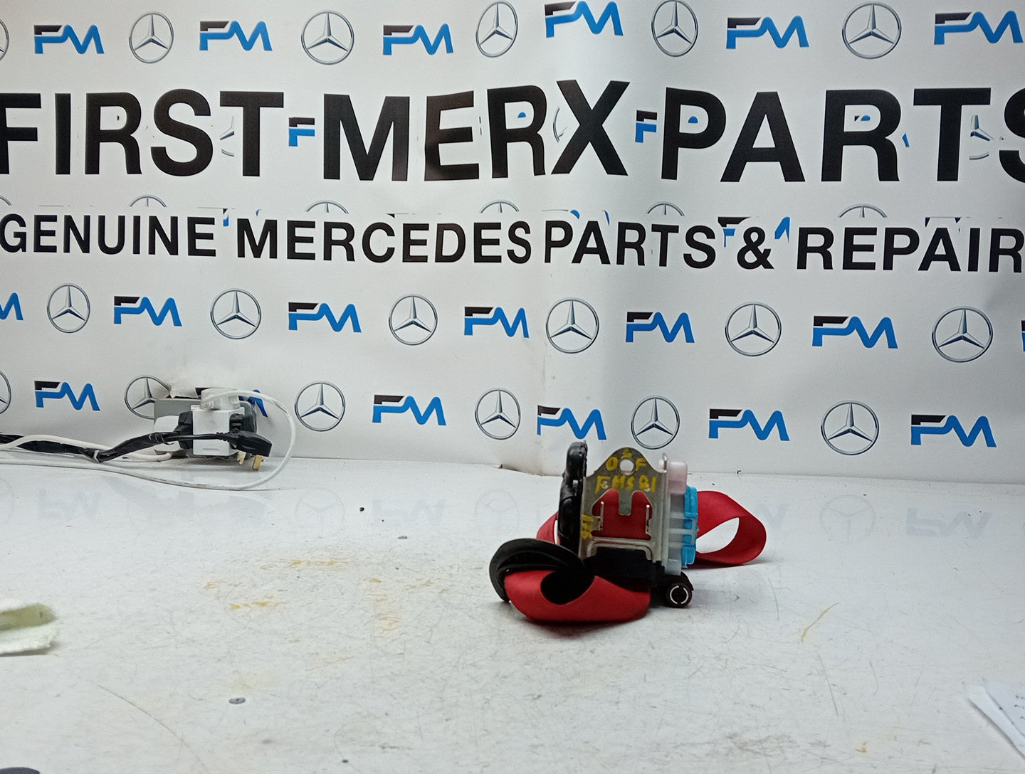 MERCEDES A CLASS W176 SEAT BELT FRONT RIGHT DRIVER SIDE A1768602285 FMS81 OSF 