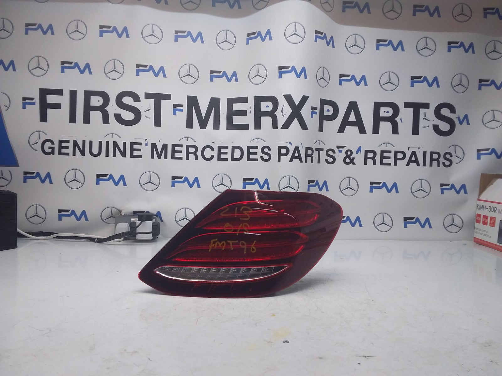 MERCEDES E-CLASS W213 DRIVER SIDE OS REAR TAIL LIGHT FMT96