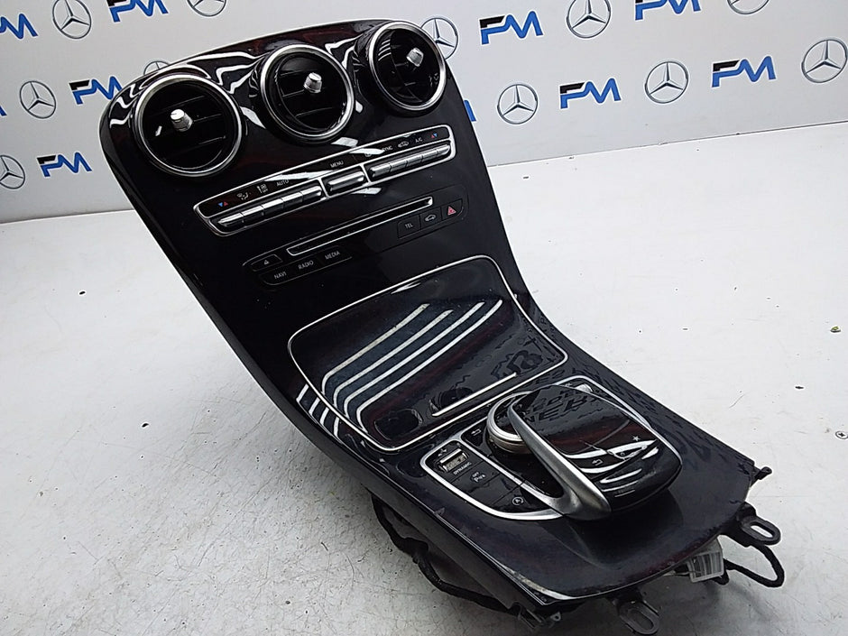 2014 ONWARDS MERCEDES C-CLASS W205 CENTRE  CONSOLE  A2056807210 FMK15 (DAMAGED)