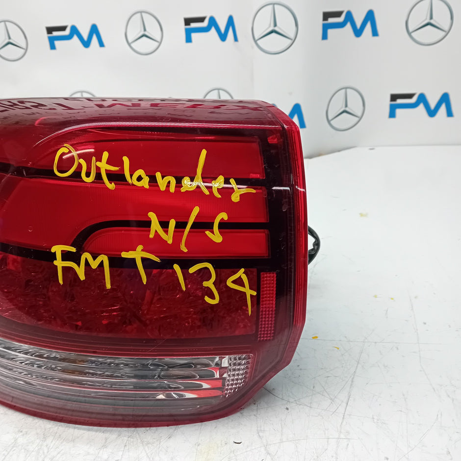 MITSUBISHI OUTLANDER MK3 2015-19 PASSENGER SIDE NS OUTER REAR TAIL LIGHT FMT134