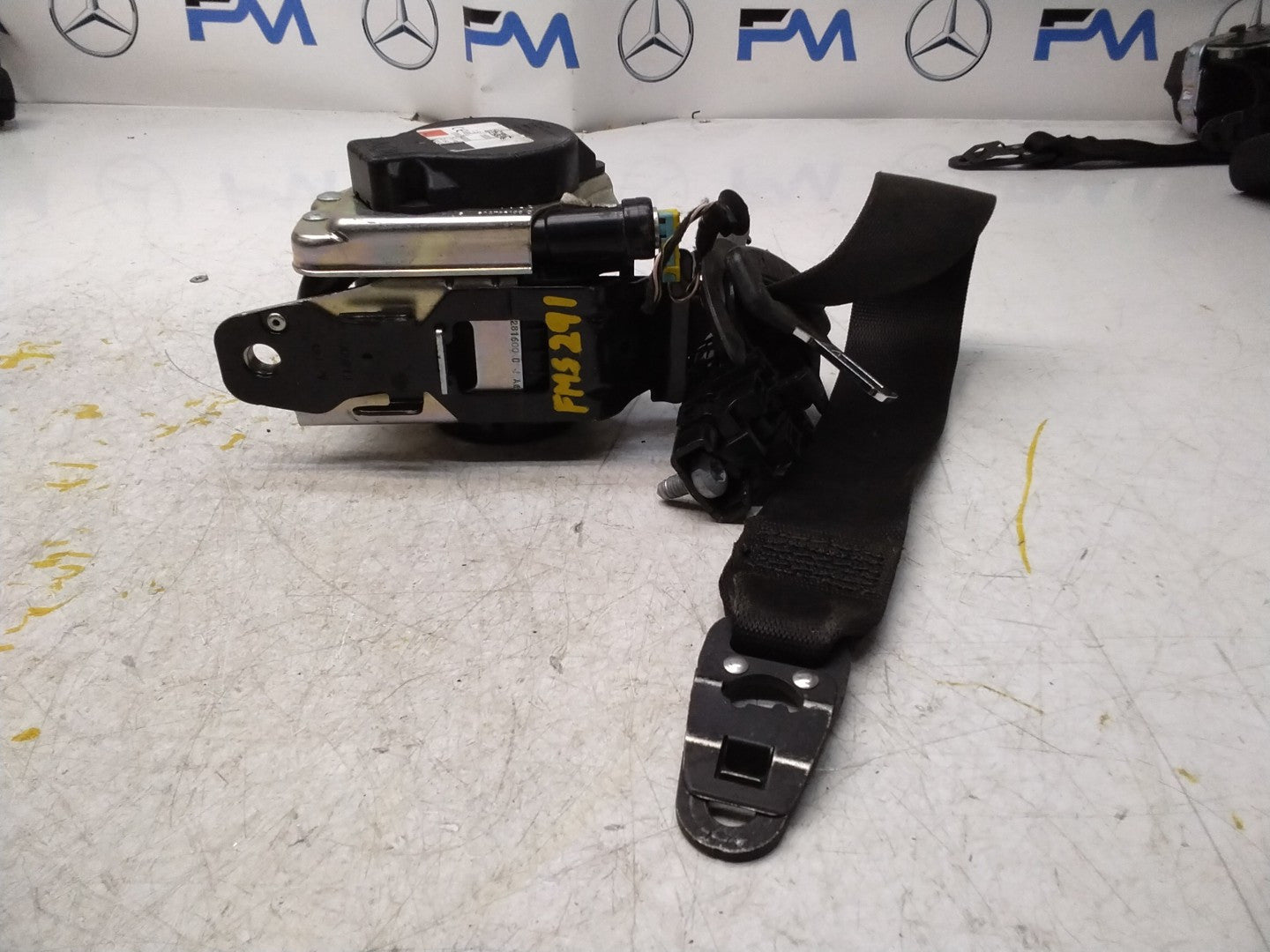 MERCEDES C-CLASS W205 SEAT BELT FRONT PASSENGER LEFT SIDE A2058600185 FMS291 NSF