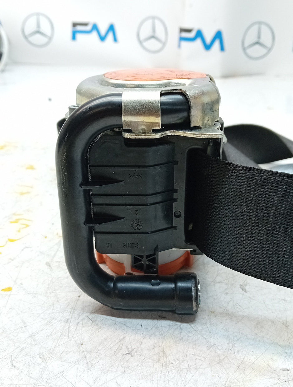 MERCEDES A-CLASS  FRONT LEFT SEAT BELT WITH PRETENSIONER A1778600700 FMS84 NSF