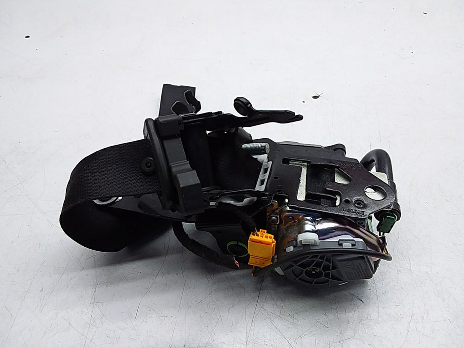 MERCEDES E-CLASS W238 SEAT BELT FRONT RIGHT DRIVER SIDE A2388602900 FMS248 OSF