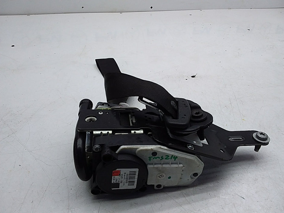 MERCEDES C-CLASS W204 SEAT BELT FRONT LEFT PASSENGER SIDE A2048601985 FMS214 NSF