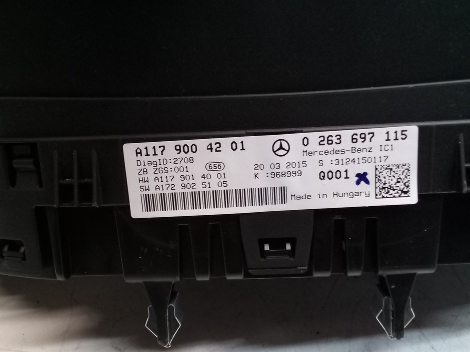 MERCEDES CLA W117 SPEEDOMETER INSTRUMENT CLUSTER A1179004201 FM00764