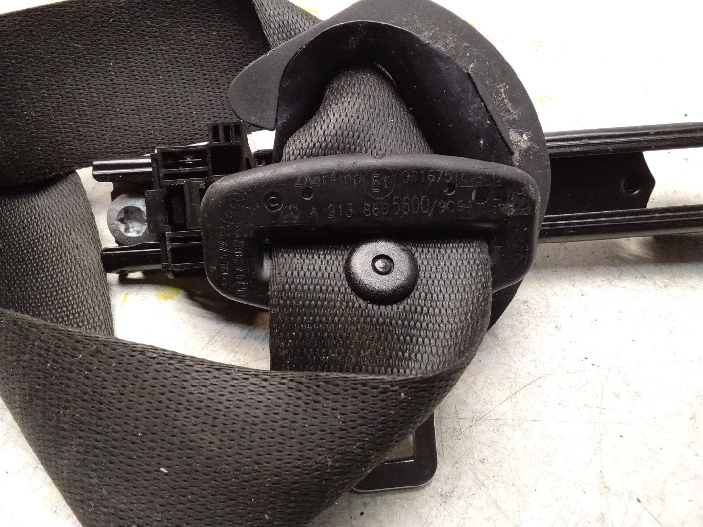 MERCEDES E-CLASS W213 DSL AUTO SEAT BELT FRONT RIGHT A2138605600 FMS426 OSF
