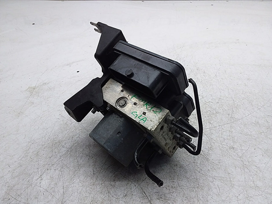 MERCEDES BENZ GLA CLASS ABS PUMP A0004312600 FMR12