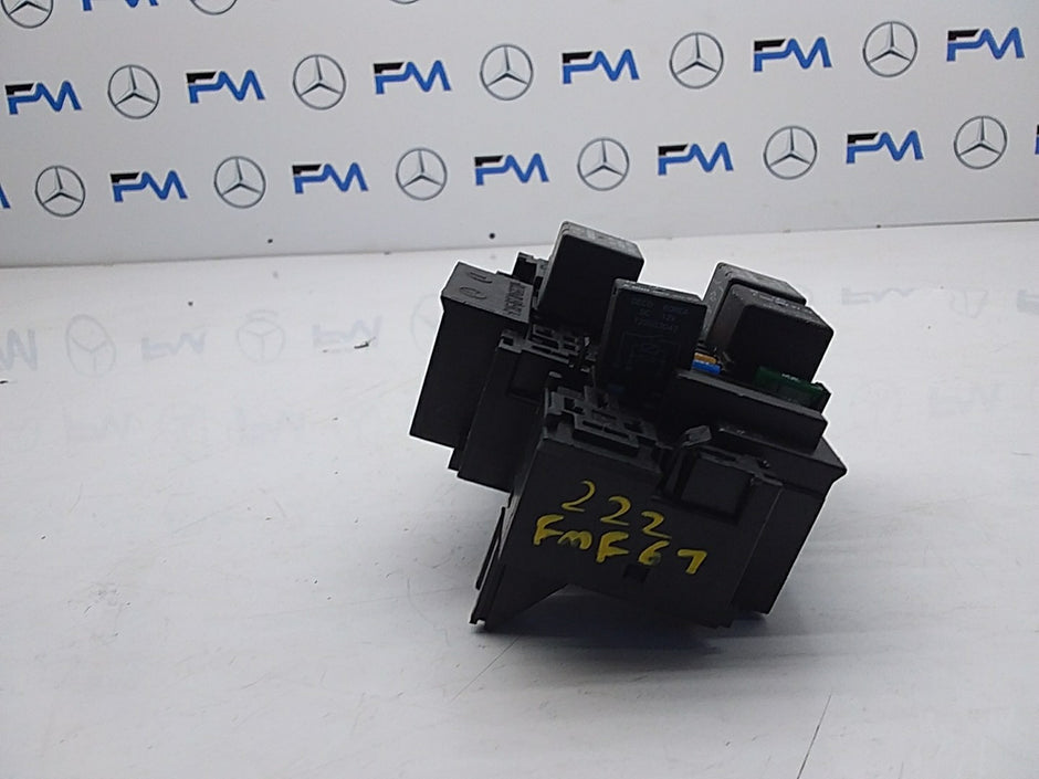 MERCEDES BENZ S-CLASS W222 FUSE BOX RELAY  A2229063202 FMF67