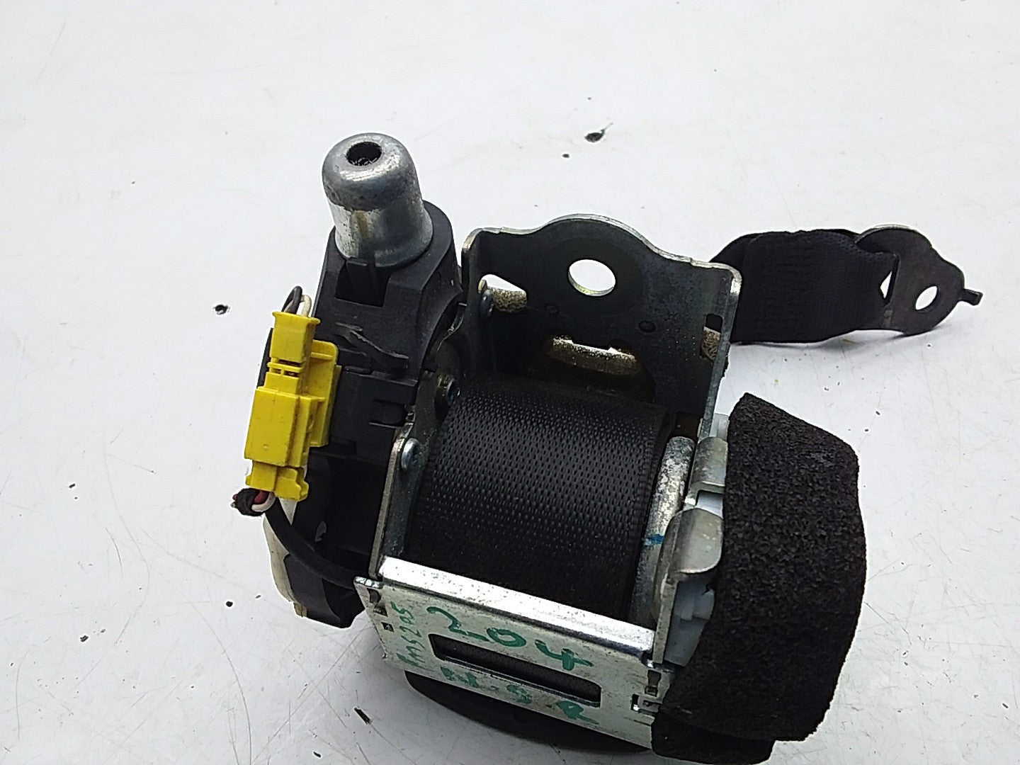 MERCEDES C-CLASS W204 SEAT BELT REAR  LEFT PASSENGER SIDE A2048600385 FMS205 NSR