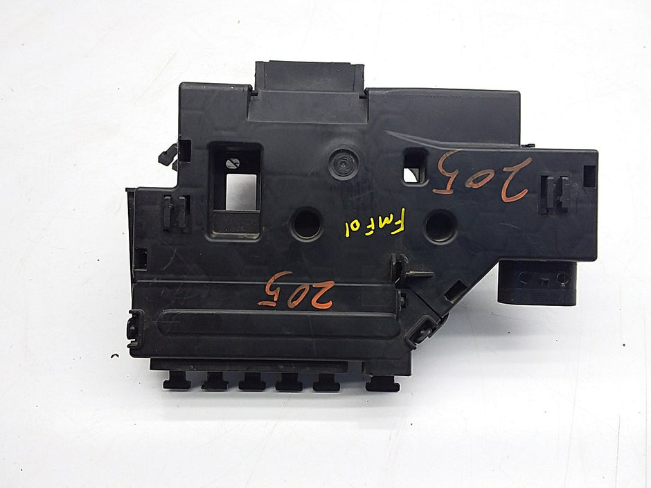 MERCEDES C CLASS C220 W205 MK4 2014 DIESEL BATTERY FUSE BOX A2055402250 FMF01