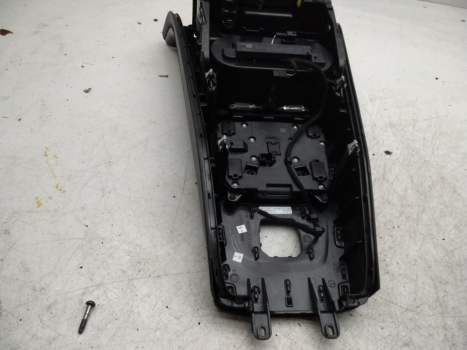  MERCEDES A-CLASS W177 CENTRE  CONSOLE   A1776805701 FMK30