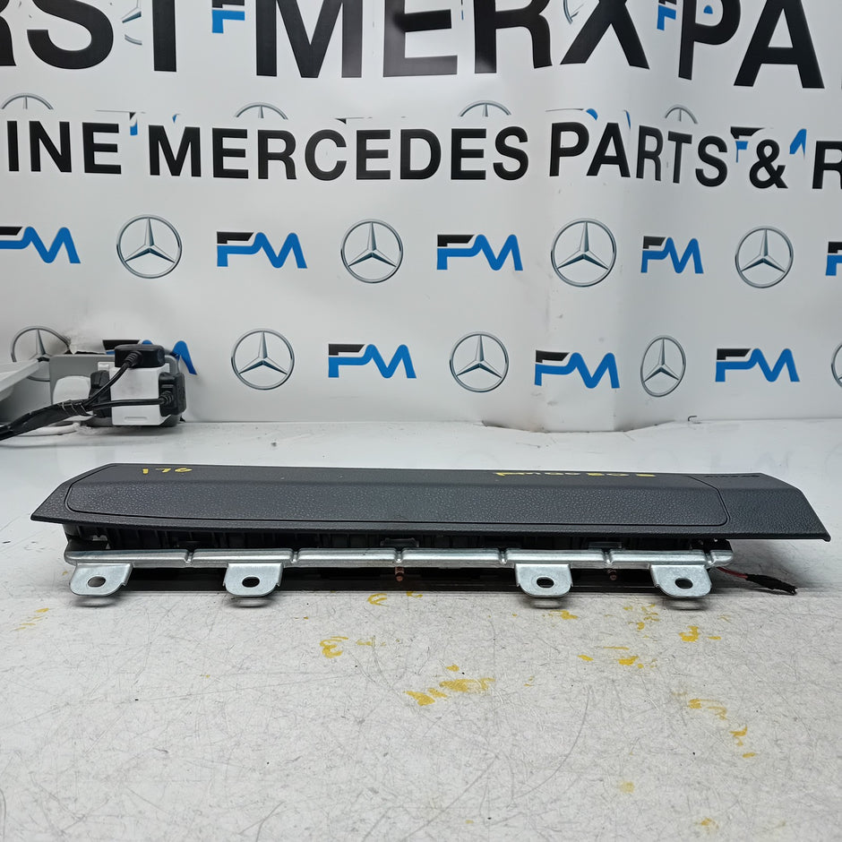 MERCEDES BENZ A-CLASS W176 O/S/F DRIVER SIDE KNEE AIRBAG FM00808