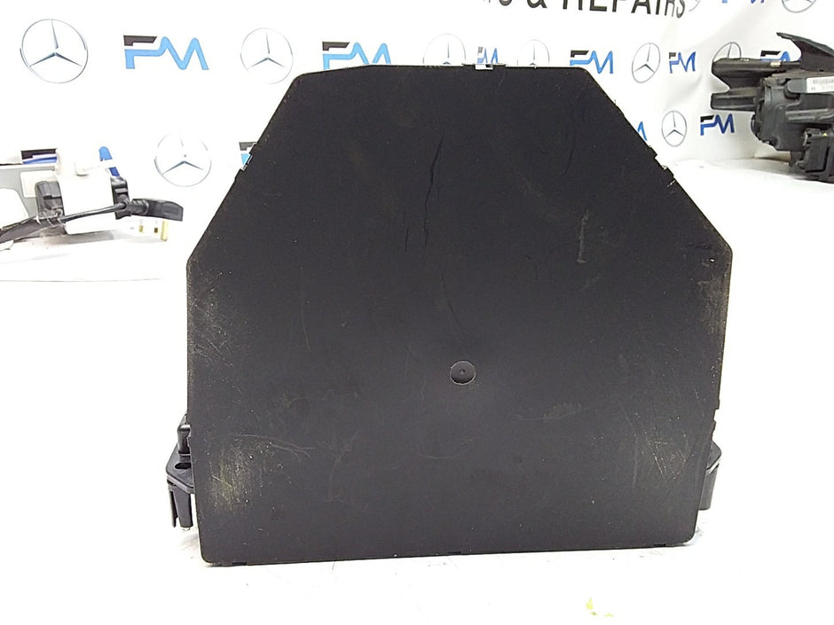 Mercedes E-CLASS W212 Fuse  Box RELAY A2129000006 FMF98