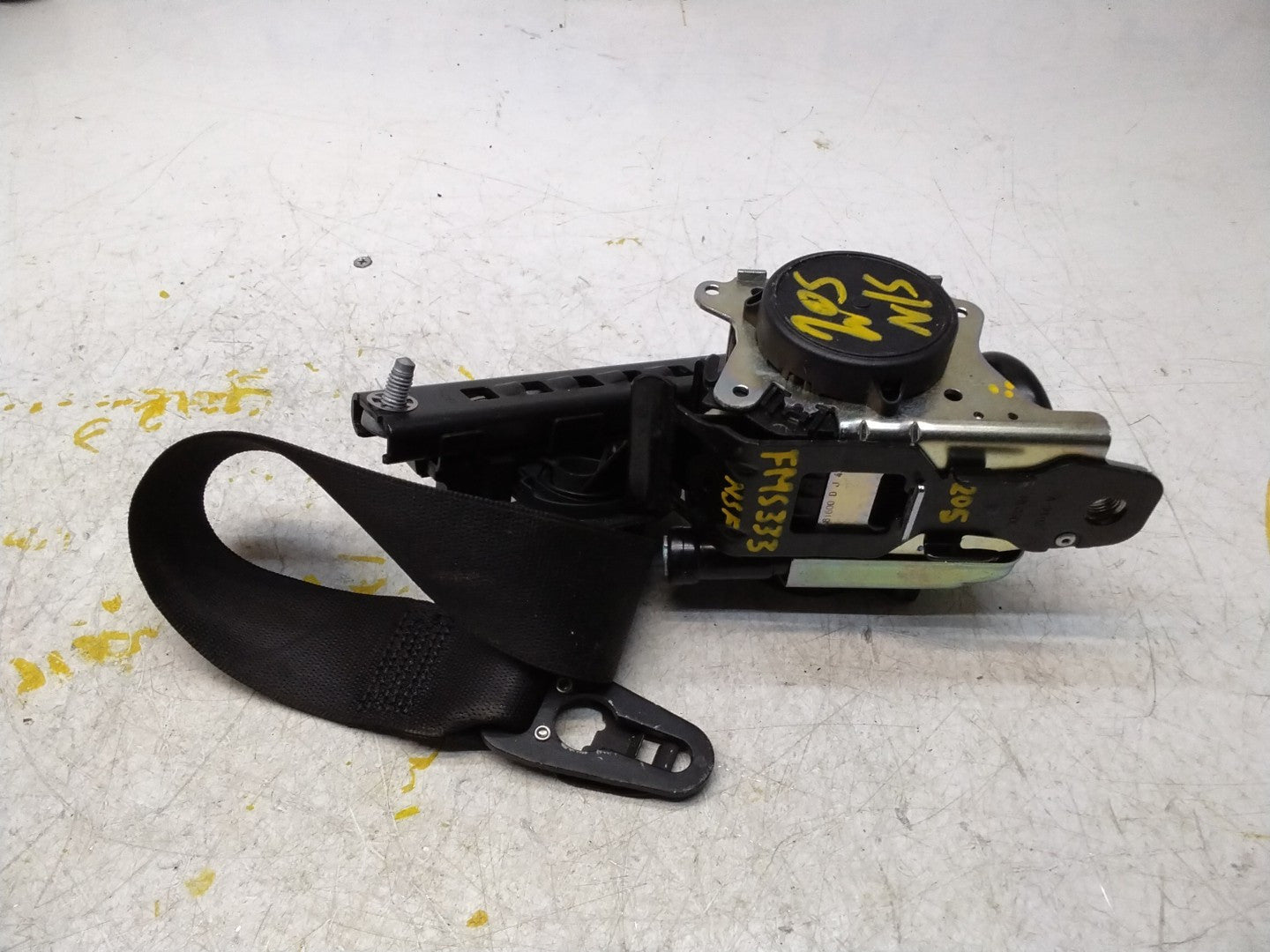 MERCEDES C-CLASS W205 SEAT BELT FRONT PASSENGER LEFT SIDE A2058600185 FMS333 NSF