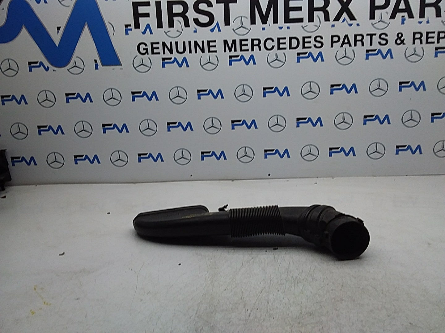 MERCEDES BENZ C-CLASS W205 AIR INTAKE TUBE A6510903242 FMI48