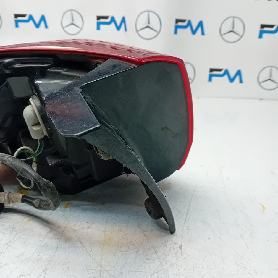 MITSUBISHI OUTLANDER MK3 2015-19 DRIVER SIDE OS OUTER REAR TAIL LIGHT FMT148