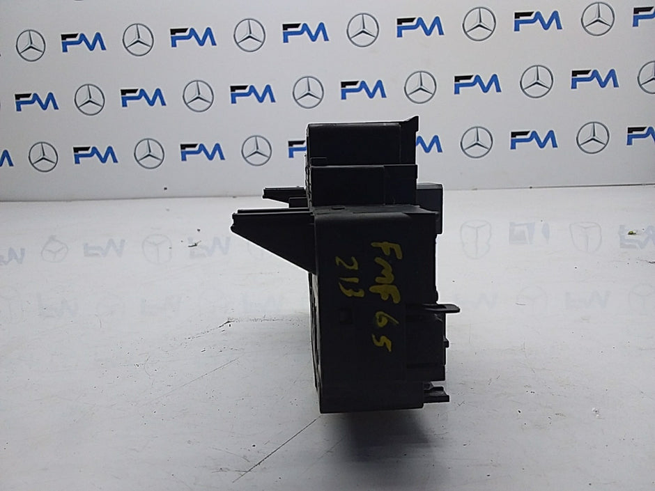 MERCEDES BENZ E-CLASS W213 FUSE BOX RELAY  A2139062202 FMF55