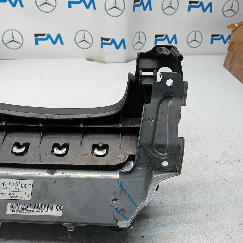 MITSUBISHI OUTLANDER MK3 KNEE AIR SRS BAG RIGHT DRIVER SIDE 7030A-31753 FM00994