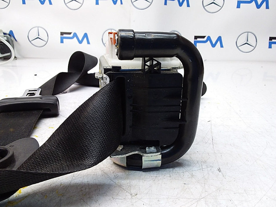 MERCEDES A CLASS  FRONT RIGHT SEAT BELT WITH PRETENSIONER A1778600800 FMS57 OSF