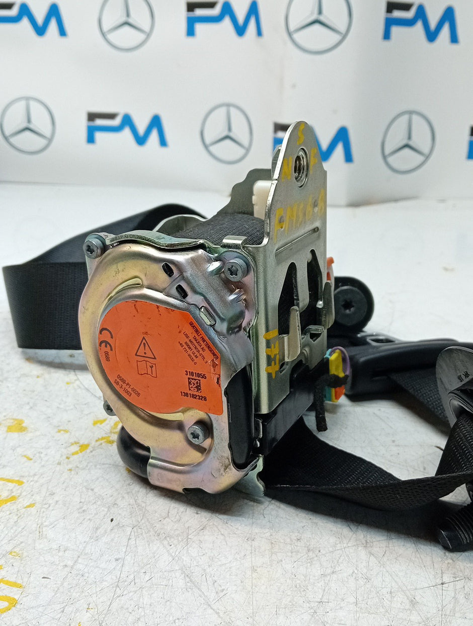 MERCEDES A CLASS  FRONT LEFT SEAT BELT WITH PRETENSIONER A1778600700 FMS68 NSF