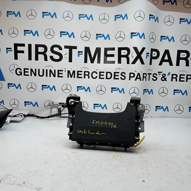 MITSUBISHI OUTLANDER MK3 KNEE AIR SRS BAG RIGHT DRIVER SIDE 7030A-31753 FM00994