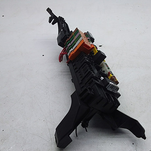 MERCEDES BENZ GLC W166 2015-2019 FUSE RELAY BOX  A1665402350 FMF126