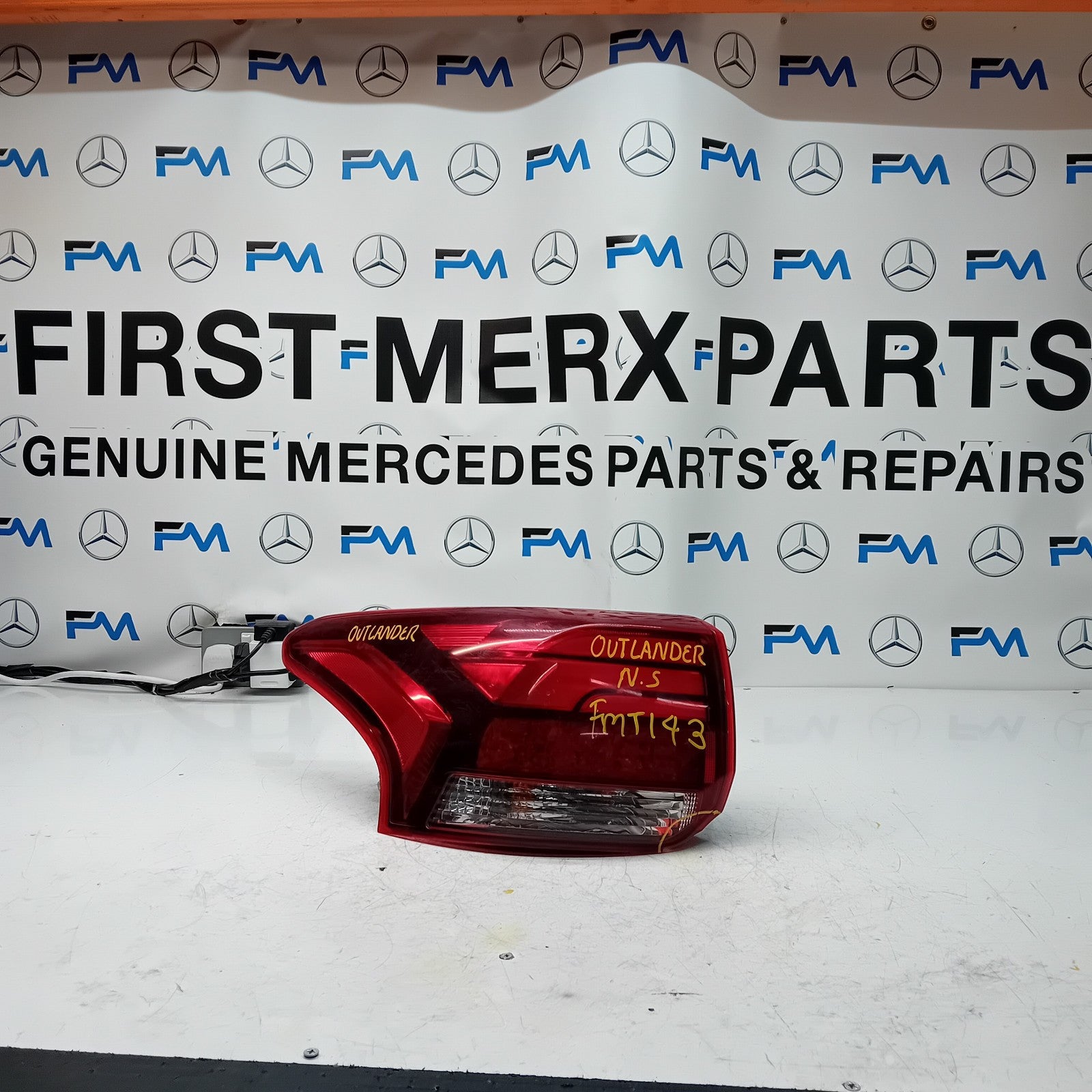 MITSUBISHI OUTLANDER MK3 2015-19 PASSENGER SIDE NS OUTER REAR TAIL LIGHT FMT143