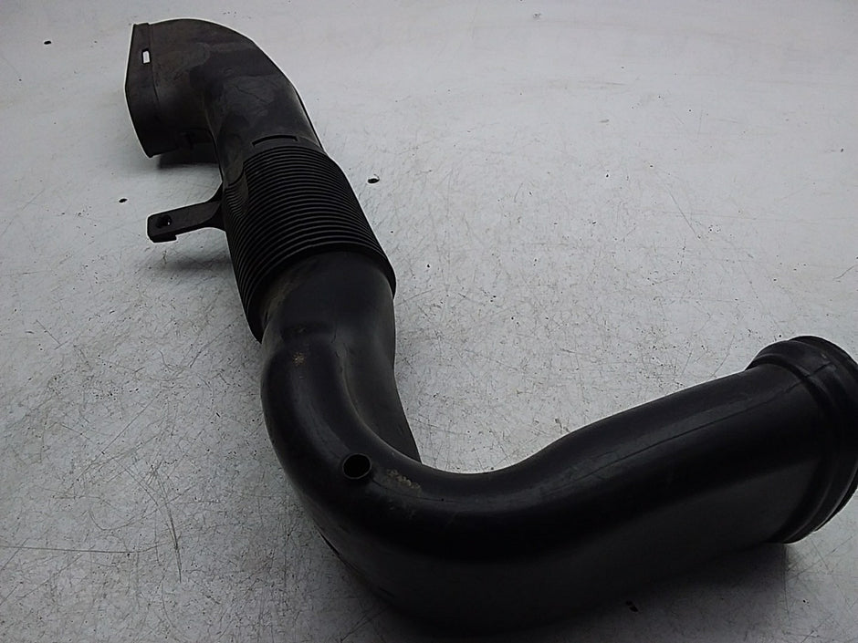 MERCEDES-BENZ E-CLASS A212 AIR INTAKE TUBE A6510903437 FMI03