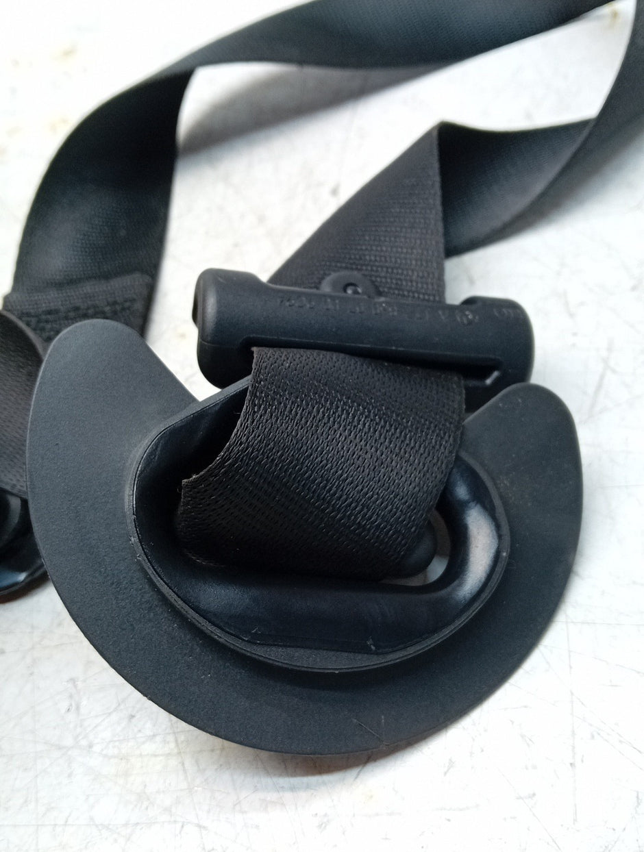 MERCEDES A CLASS  FRONT LEFT SEAT BELT WITH PRETENSIONER A1778600700 FMS67 NSF