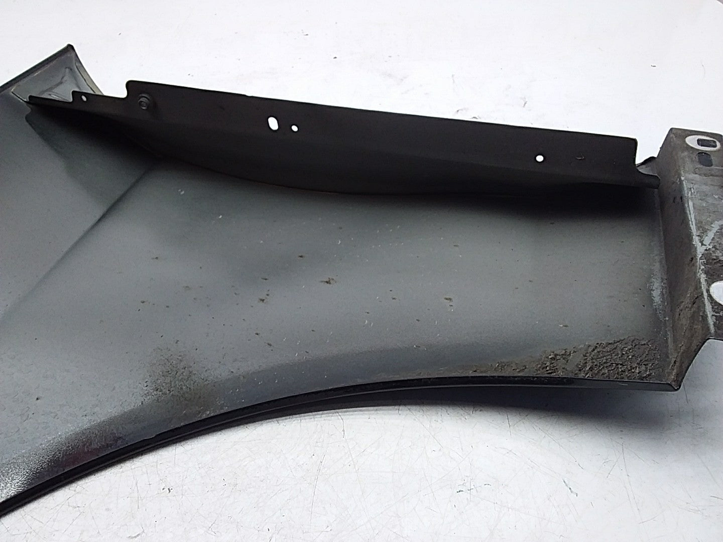MERCEDES  E-CLASS W212 OS RIGHT DRIVER SIDE WINGS FMW22 A2128800224 