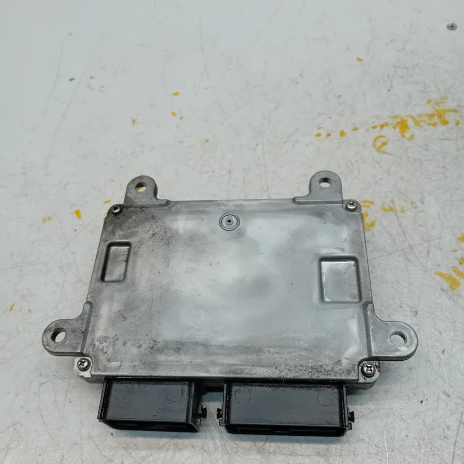 MITSUBISHI  OUTLANDER MK3 ENGINE ECU CONTROL MODULE 1860D100 FM00877