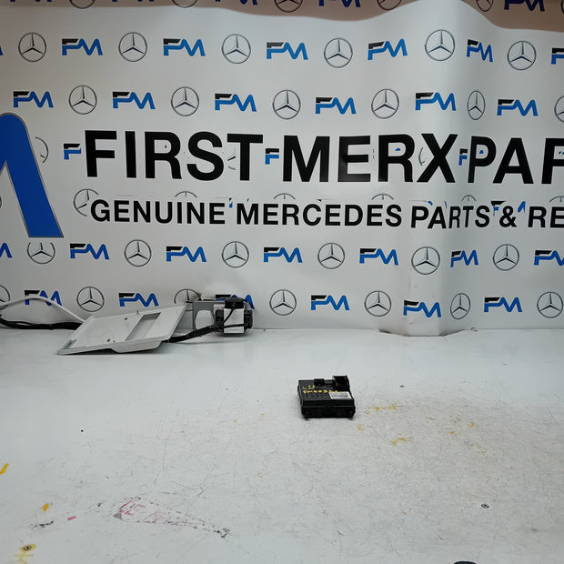 MERCEDES E CLASS 2016 W213 AIR CONDITIONING CONTROL MODULE A2139000407 FM00846