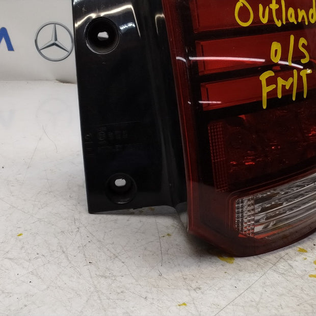 MITSUBISHI OUTLANDER DRIVER SIDE RIGHT OS REAR TAIL LIGHT FMT211 HALF LED
