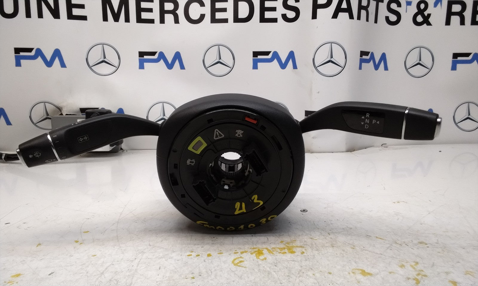 Mercedes E-CLASS W213 INDICATOR/WIPER GEAR SELECT + SQUIB  A2139002723 FM001030