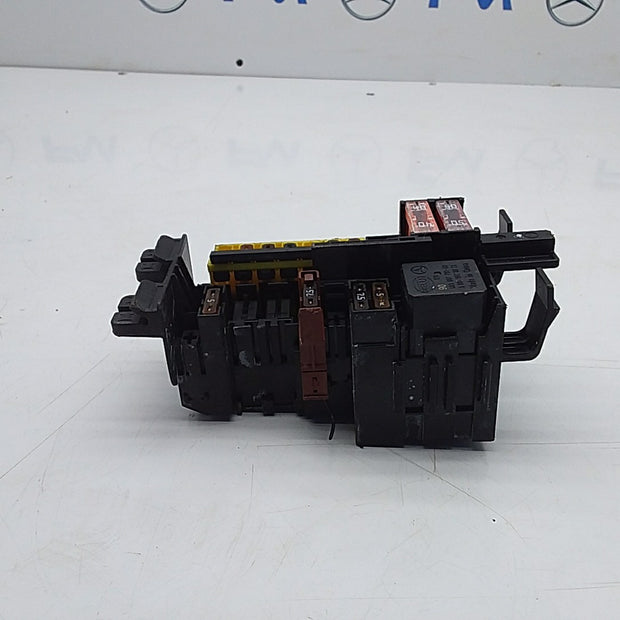 MERCEDES C CLASS FUSE RELAY BOX A2059067200 W205 2014-2021  FMF13
