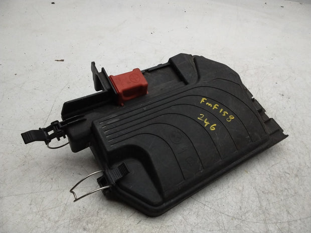 MERCEDES BENZ  B-CLASS  W246 FUSE RELAY JUNCTION BOX LID A2465400182  FMF158