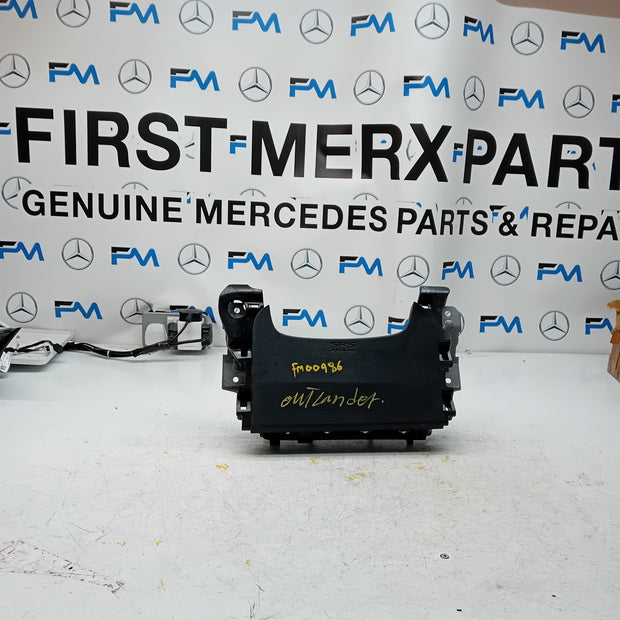 MITSUBISHI OUTLANDER MK3 KNEE AIR SRS BAG RIGHT DRIVER SIDE 7030A-31753 FM00986