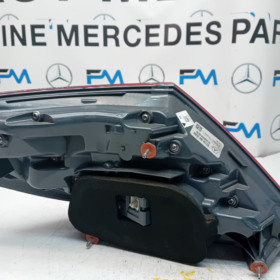 MERCEDES E-CLASS W213 DRIVER SIDE OS REAR TAIL LIGHT FMT184 2023 A2139068000