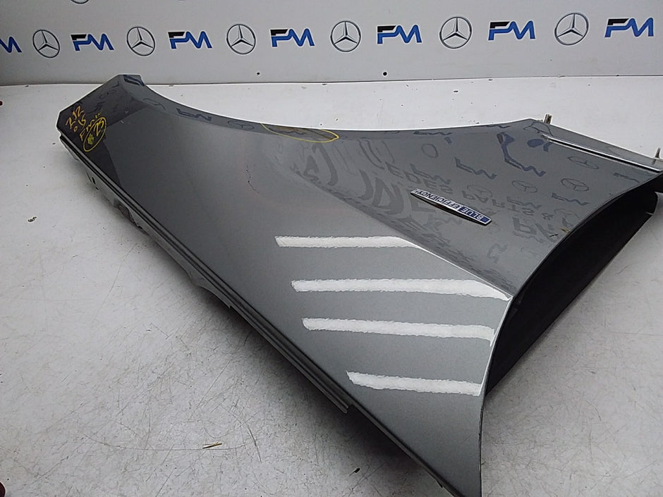 MERCEDES  E-CLASS W212 OS RIGHT DRIVER SIDE WINGS FMW25 A2128610201