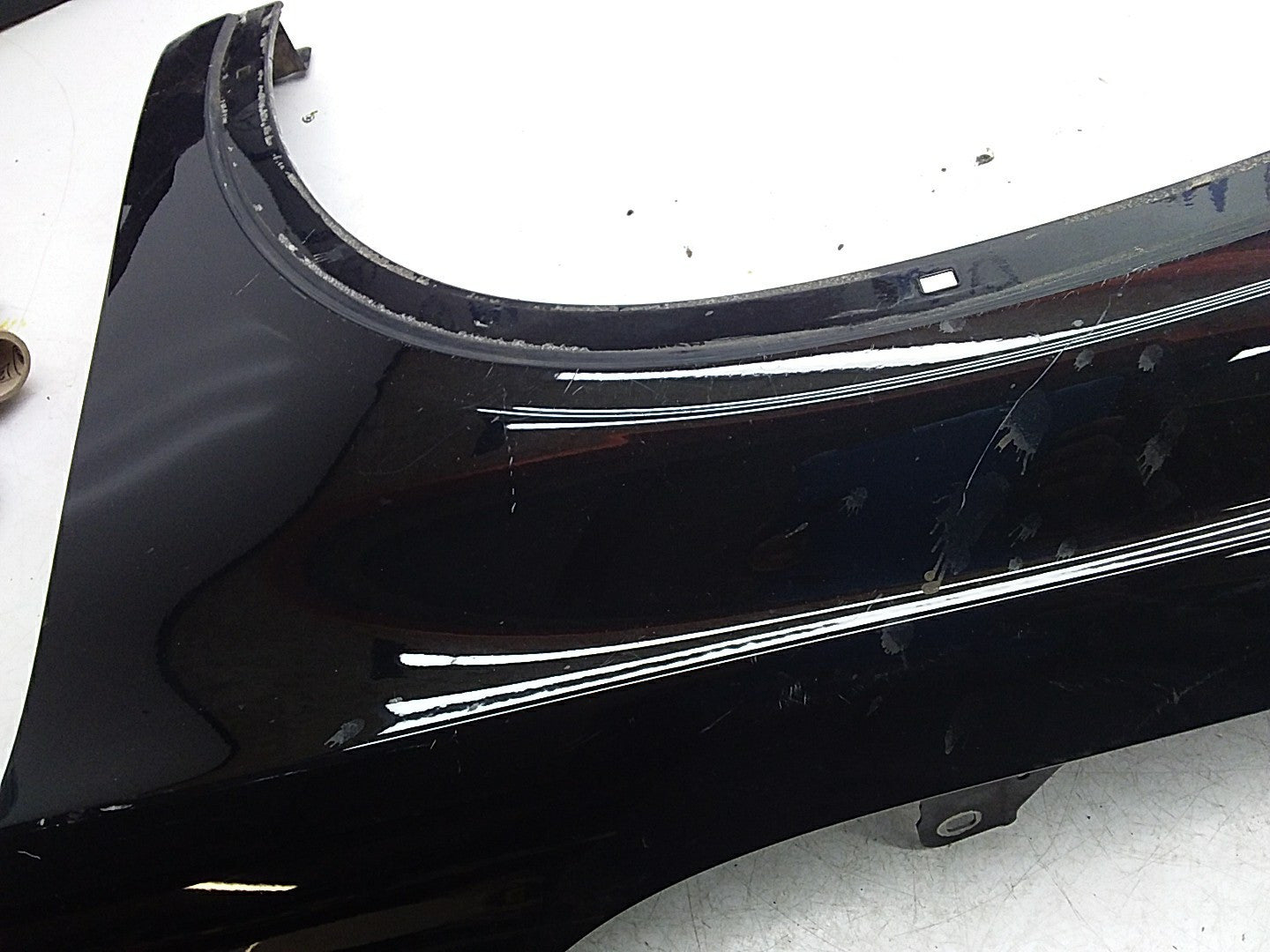 MERCEDES BENZ GLA W156 NEAR SIDE PASSENGER WINGS A1568810114 FMW01