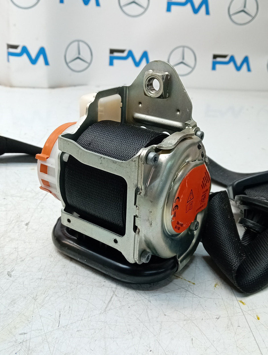 MERCEDES A CLASS  FRONT LEFT SEAT BELT WITH PRETENSIONER A1778600700 FMS74 NSF