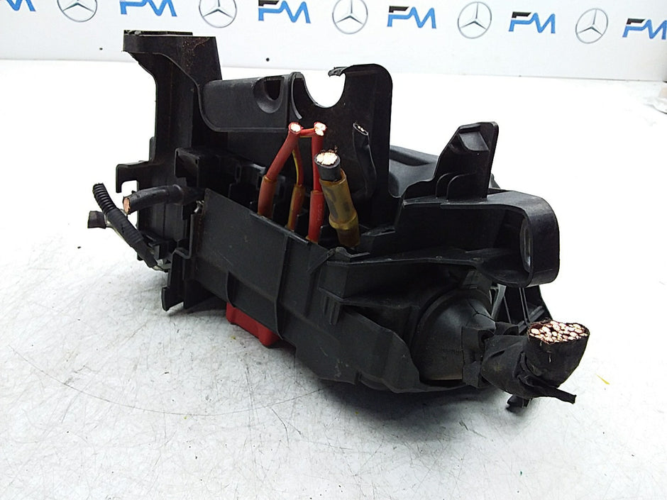 Mercedes B-CLASS  W246 Fuse Relay Junction Box  FMF150 A2469980601