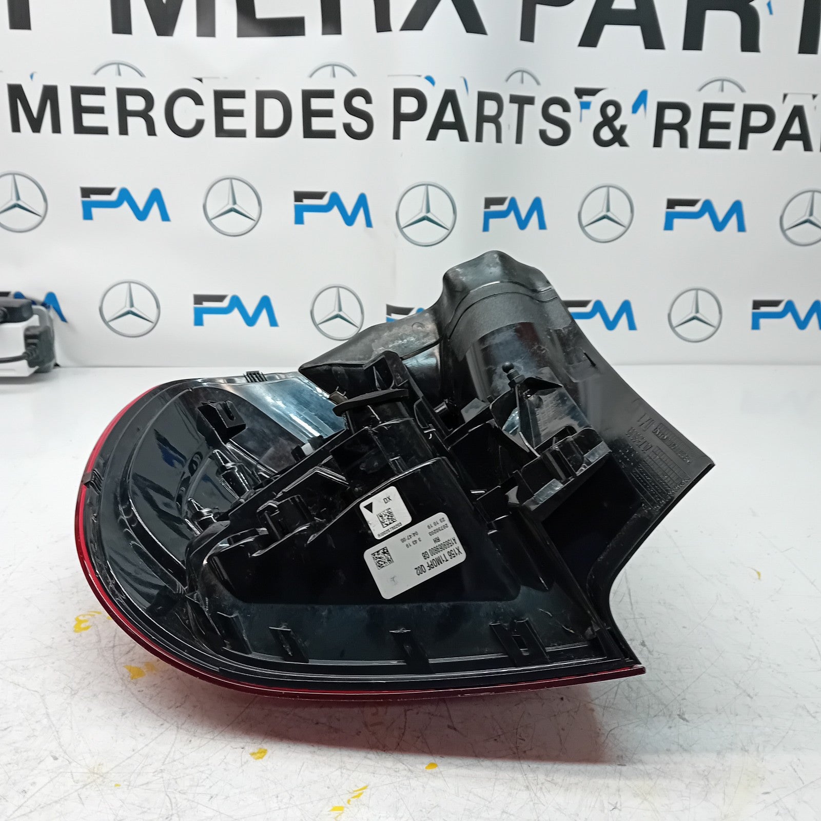 MERCEDES GLA W156 DRIVER SIDE OS REAR TAIL LIGHT A1569069800 2019 FMT167