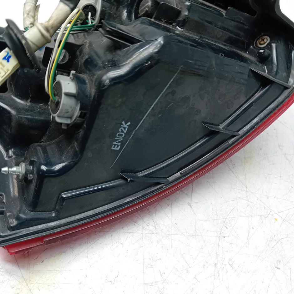 MITSUBISHI OUTLANDER MK3 2015-19 DRIVER SIDE OS OUTER REAR TAIL LIGHT FMT148