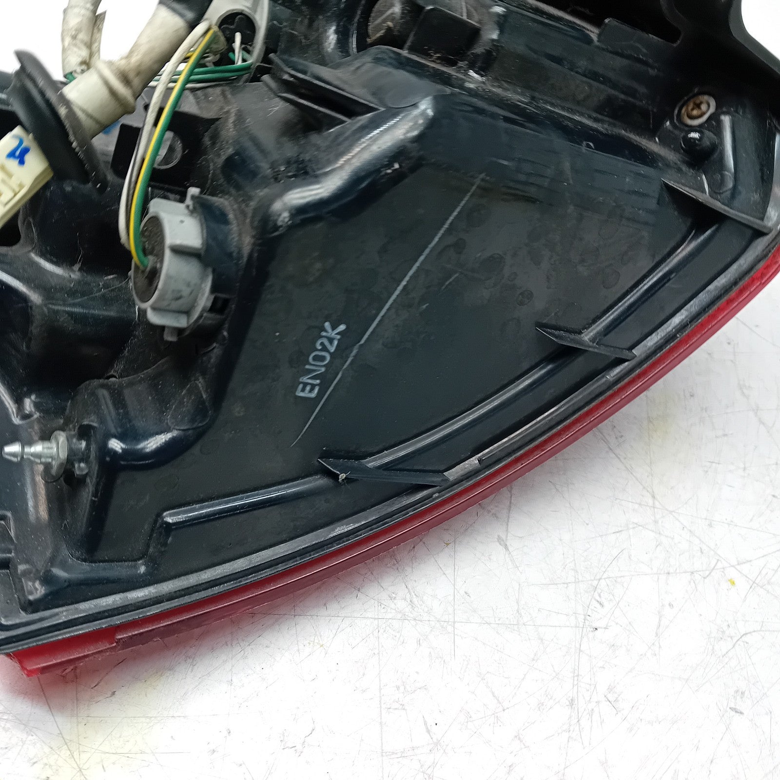 MITSUBISHI OUTLANDER MK3 2015-19 DRIVER SIDE OS OUTER REAR TAIL LIGHT FMT148