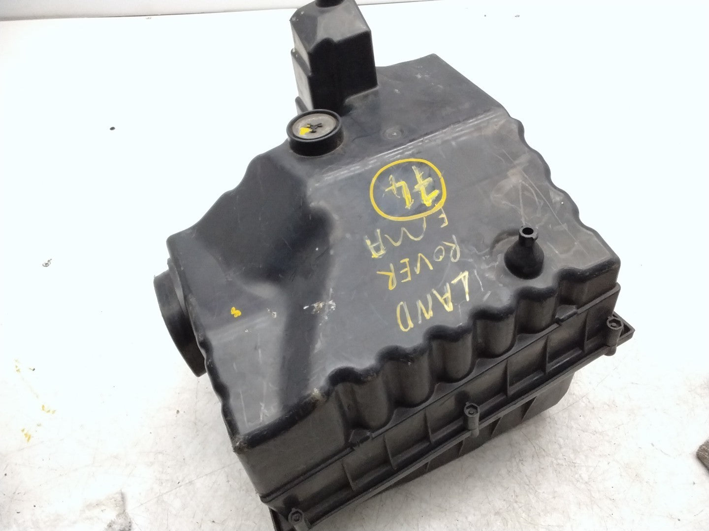 LAND ROVER  AIR FILTER CLEANER BOX  4619685911 FMA74