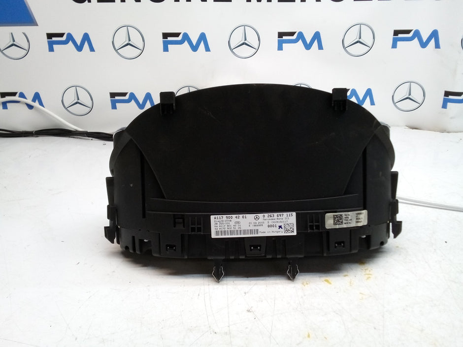 MERCEDES CLA W117 SPEEDOMETER INSTRUMENT CLUSTER A1179004201 FM00764