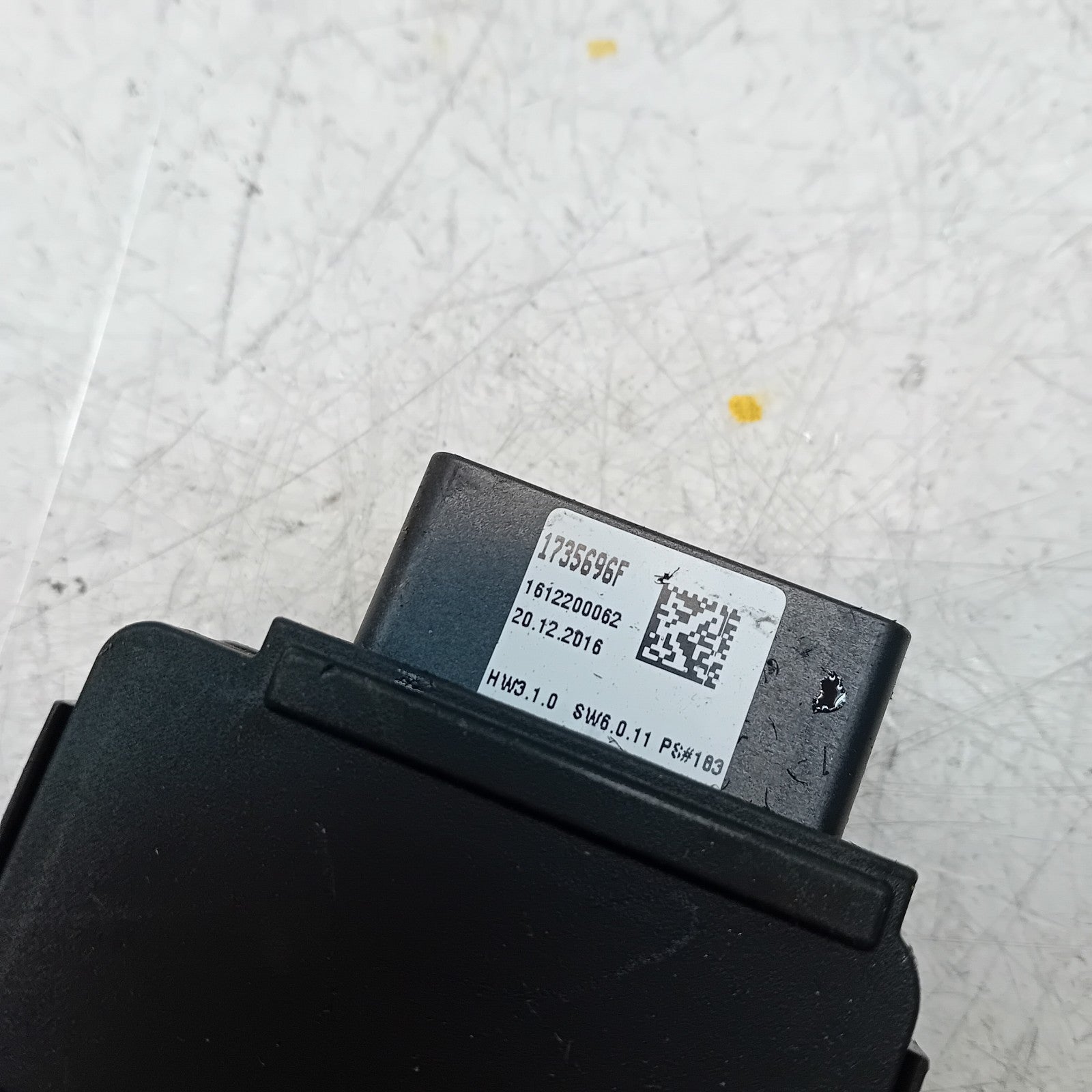 MERCEDES BENZ E-CLASS W213 2017 SUNROOF MOTOR  A2139062104 FM00939