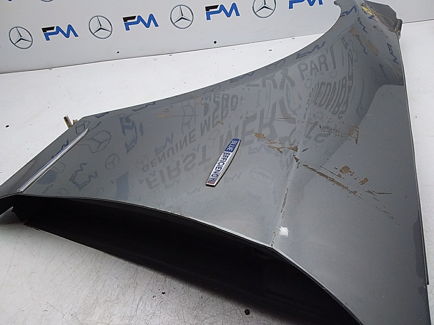 MERCEDES  E-CLASS W212 NS LEFT PASSENGER SIDE WINGS FMW28 A2128810101 (DAMAGED)
